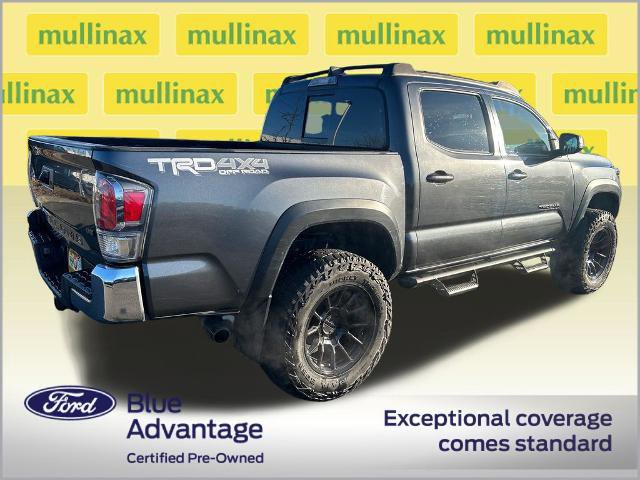 Used 2023 Toyota Tacoma TRD Off-Road w/ Black Out Package (TMS) image 3