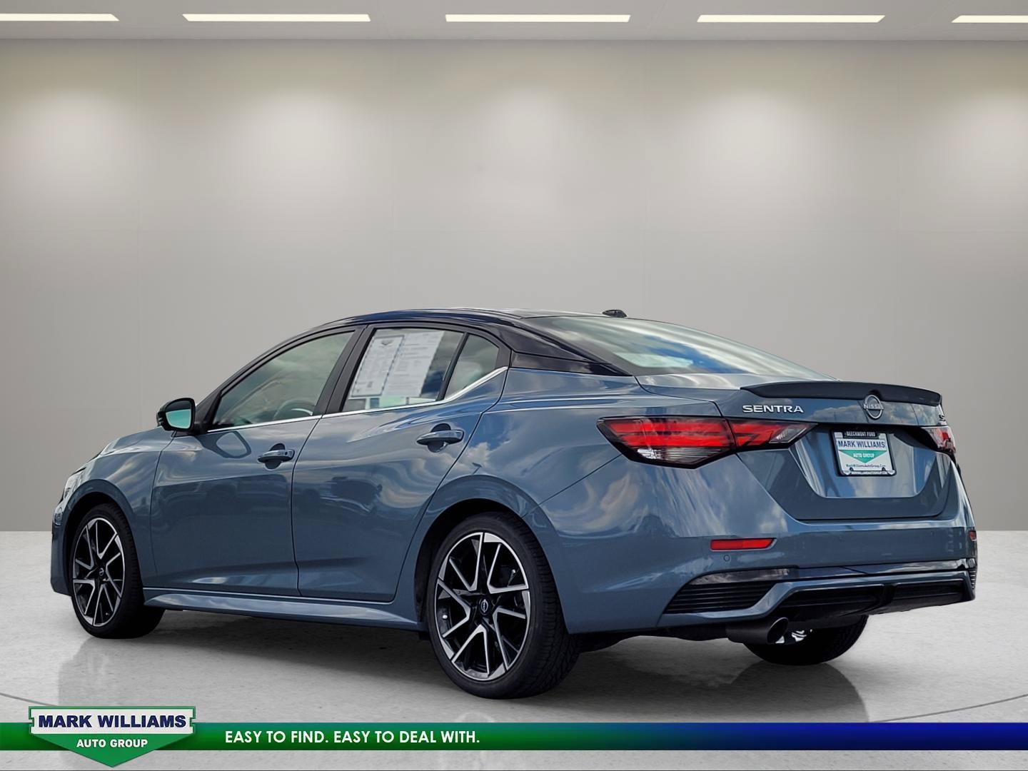 Used 2024 Nissan Sentra SR w/ SR Premium Package FWD image 6