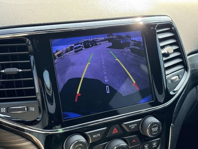Used 2019 Jeep Grand Cherokee Altitude AWD/4WD image 30