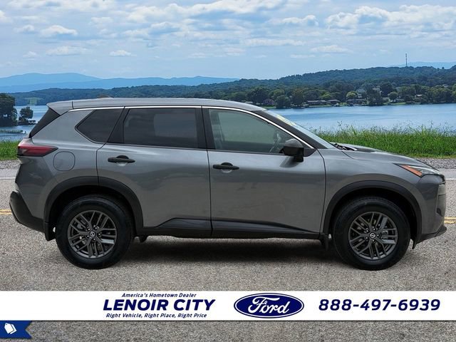 Used 2021 Nissan Rogue S FWD image 2