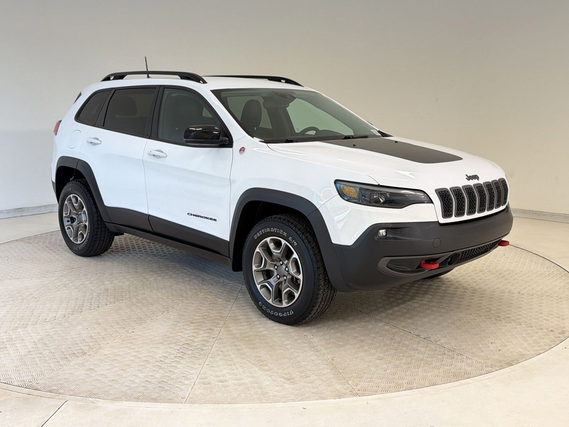 Used 2022 Jeep Cherokee Trailhawk image 7