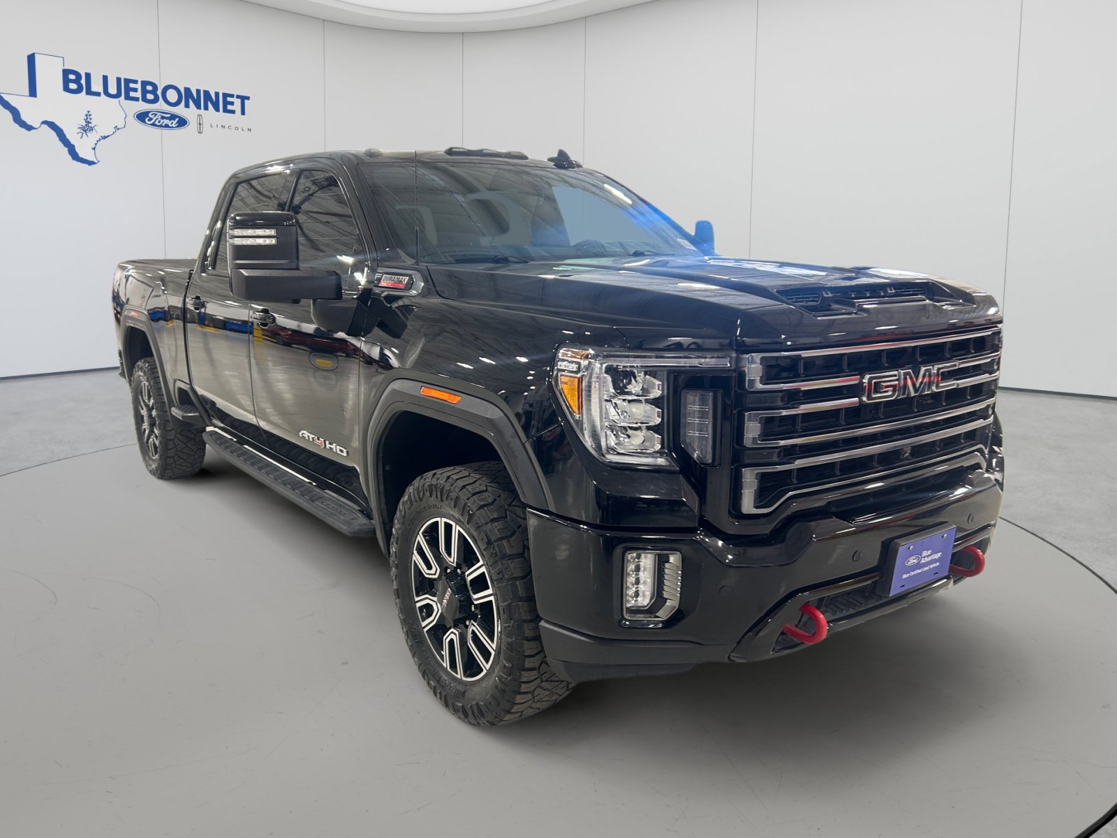 Used 2022 GMC Sierra 2500 AT4 w/ AT4 Premium Plus Package AWD/4WD image 3
