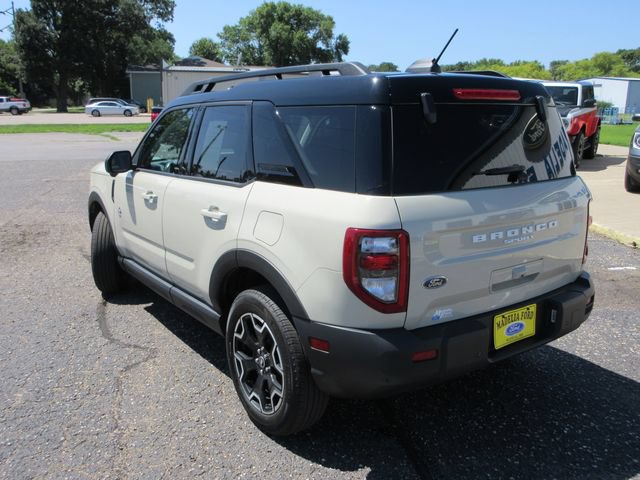 Certified 2025 Ford Bronco Sport Outer Banks AWD/4WD image 10
