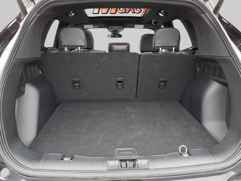 Certified 2023 Ford Escape ST-Line Elite w/ Premium Technology Package AWD/4WD image 8