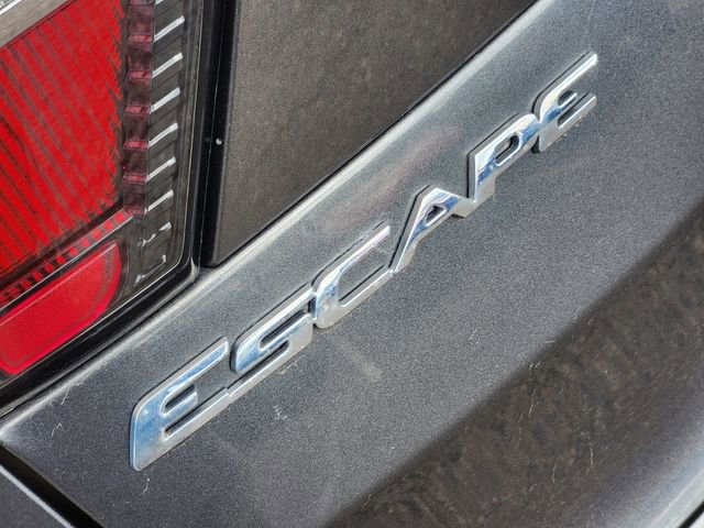Certified 2018 Ford Escape SE w/ SE Sync 3 Package AWD/4WD image 19