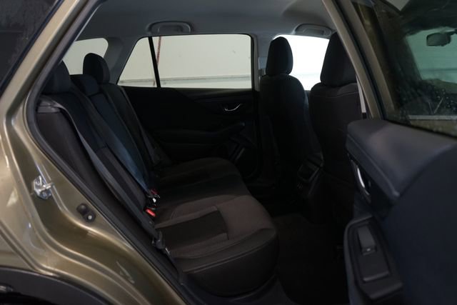 Used 2020 Subaru Outback Premium image 31