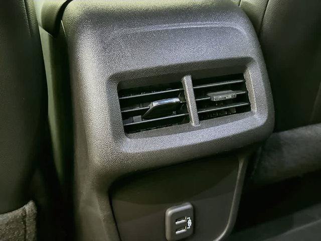 Used 2024 Chevrolet Equinox RS FWD image 13