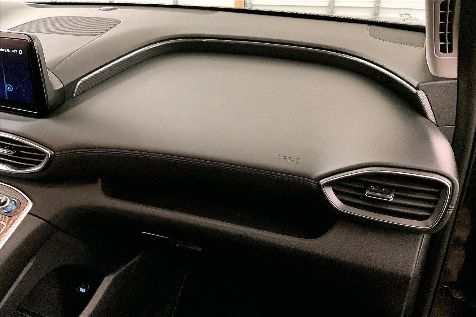 Used 2023 Hyundai Santa Fe SEL image 15