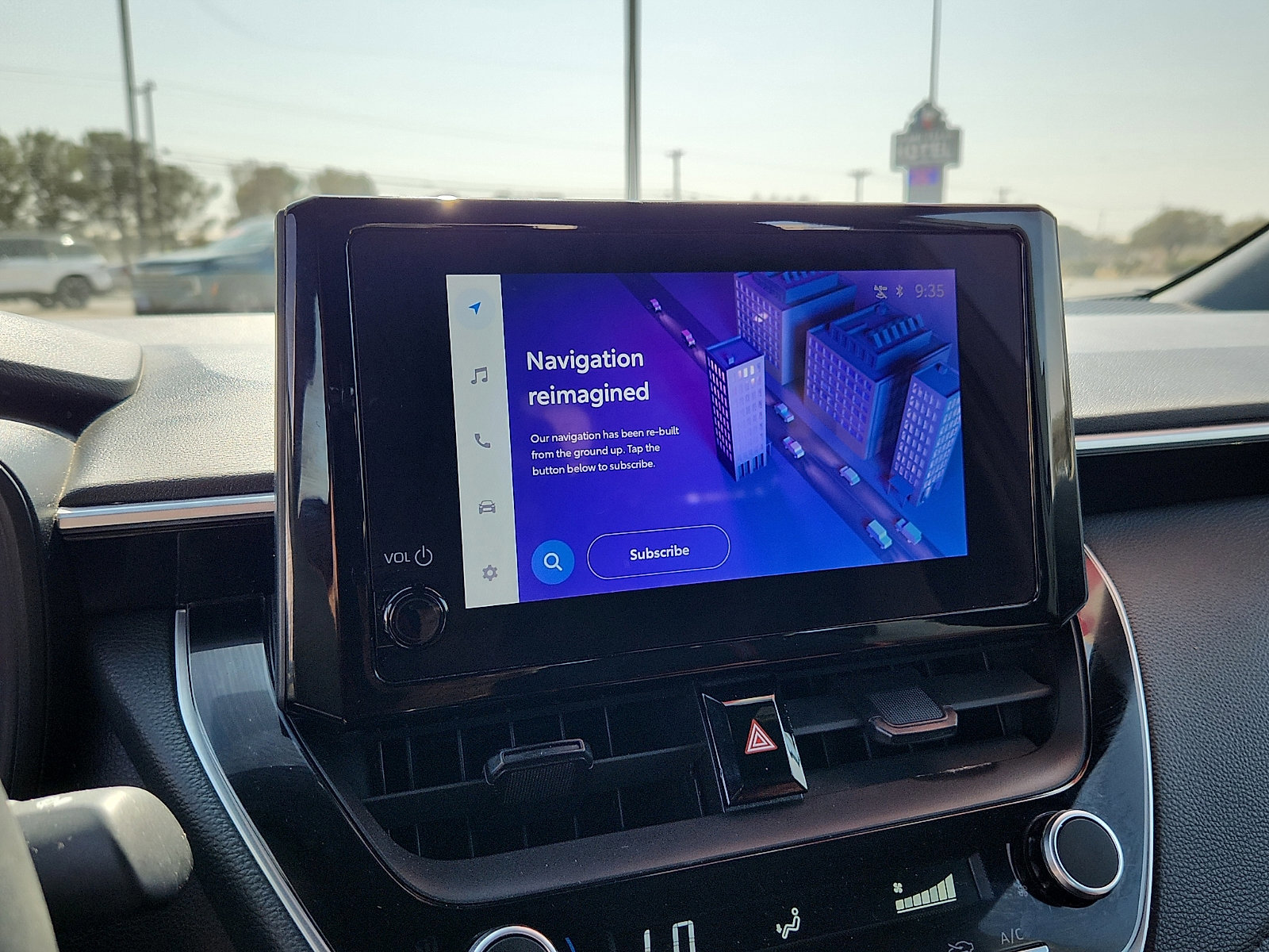 Used 2024 Toyota Corolla SE image 12