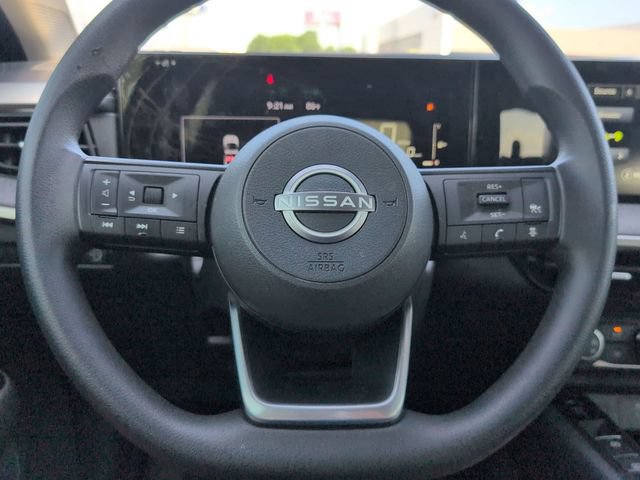 Used 2025 Nissan Kicks SV FWD image 20