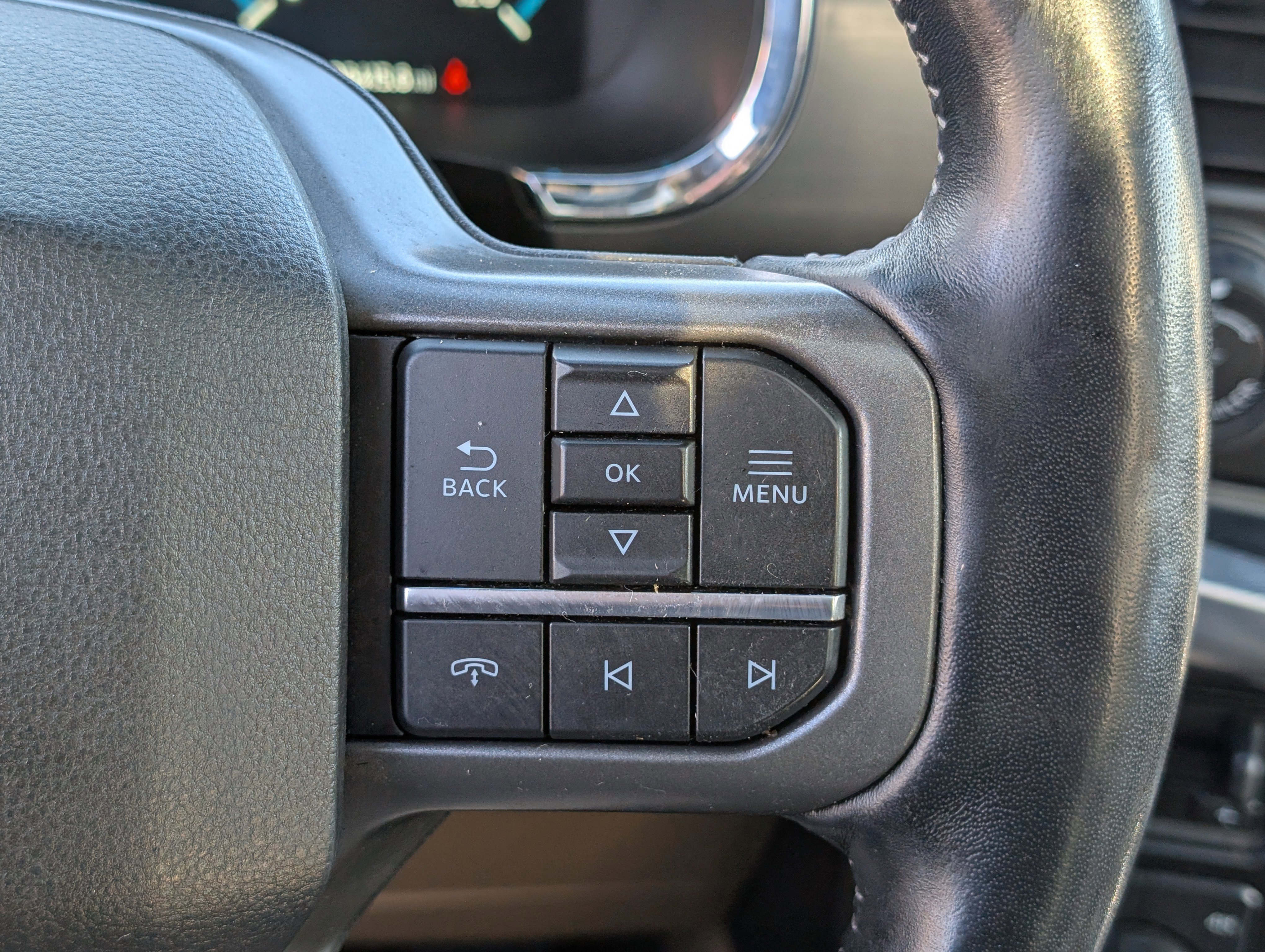 Certified 2021 Ford F150 Lariat w/ Equipment Group 502A High image 25