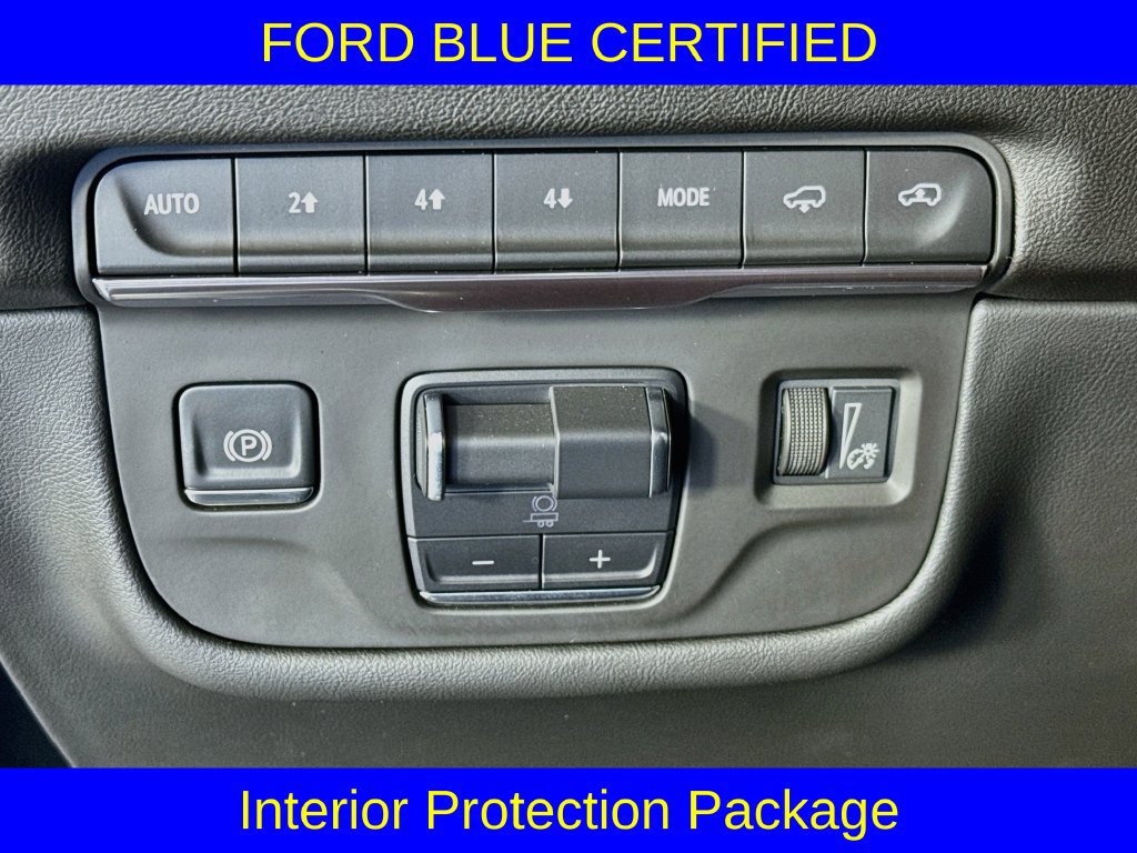 Used 2025 Cadillac Escalade ESV Premium Luxury w/ Touring Package AWD/4WD image 13