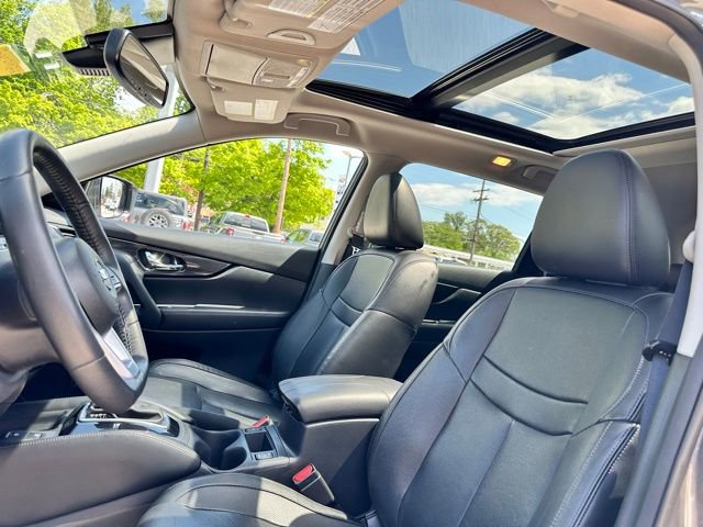 Used 2020 Nissan Rogue SL w/ Premium Package AWD/4WD image 33