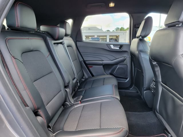 Certified 2023 Ford Escape ST-Line w/ Tech Pack #1 AWD/4WD image 23