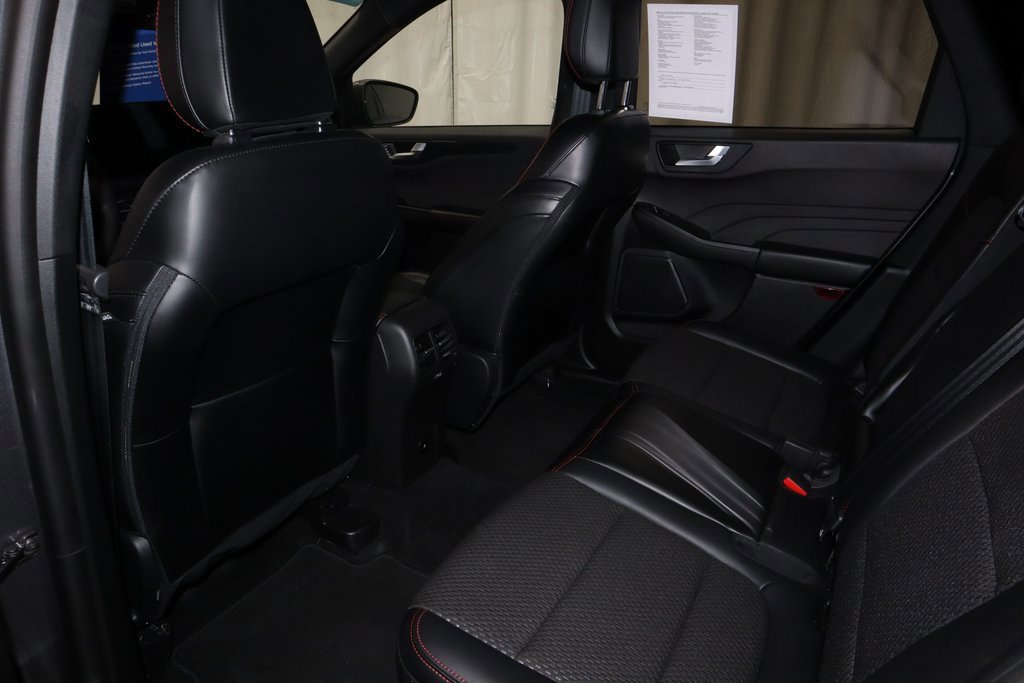 Certified 2024 Ford Escape ST-Line w/ Tech Pack #1 image 17