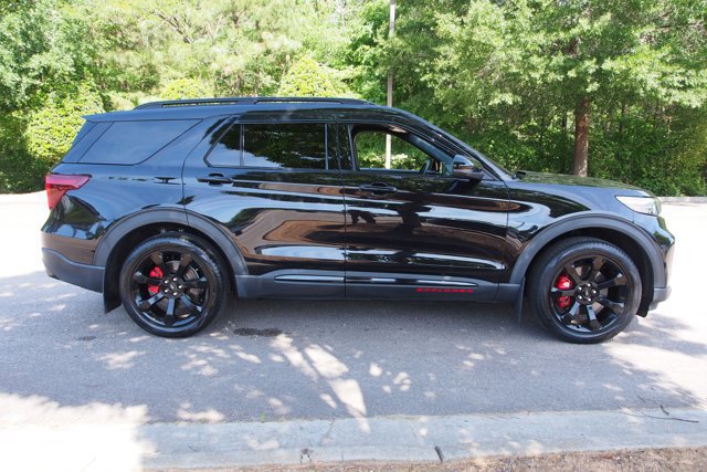 Certified 2022 Ford Explorer ST w/ Equipment Group 401A AWD/4WD image 6