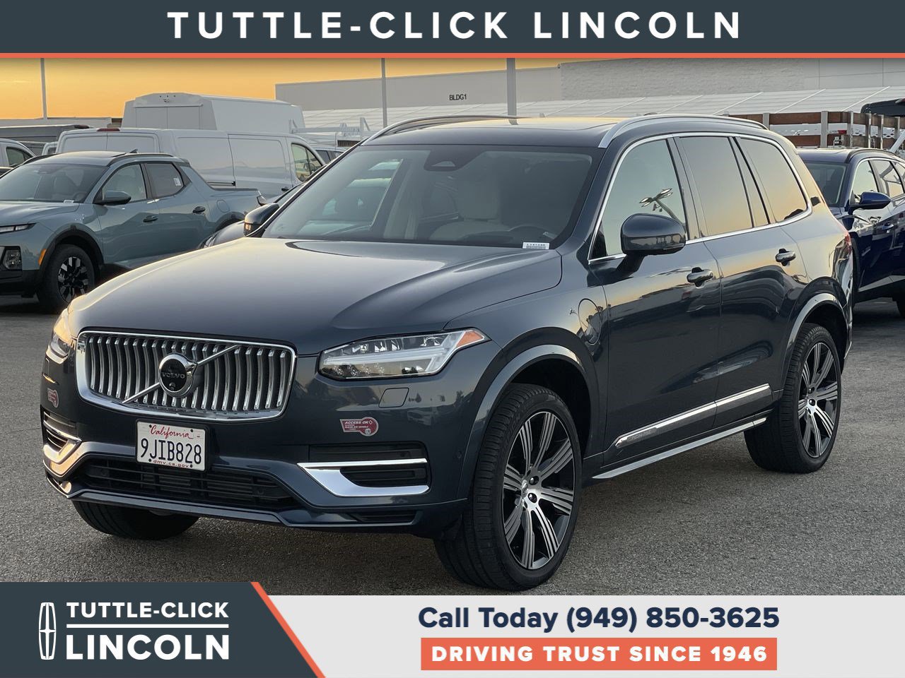 Used 2024 Volvo XC90 T8 Ultimate w/ Lounge Package