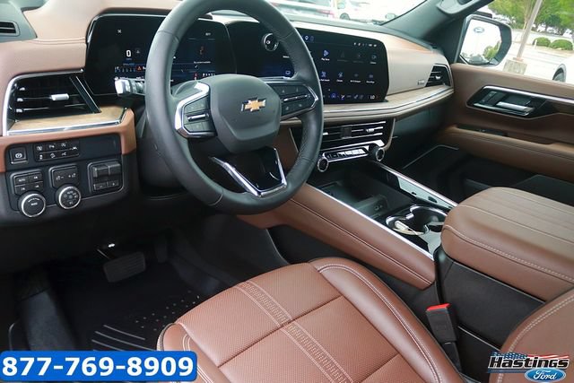 Used 2026 Chevrolet Tahoe High Country w/ Sun And Tow Package AWD/4WD image 12