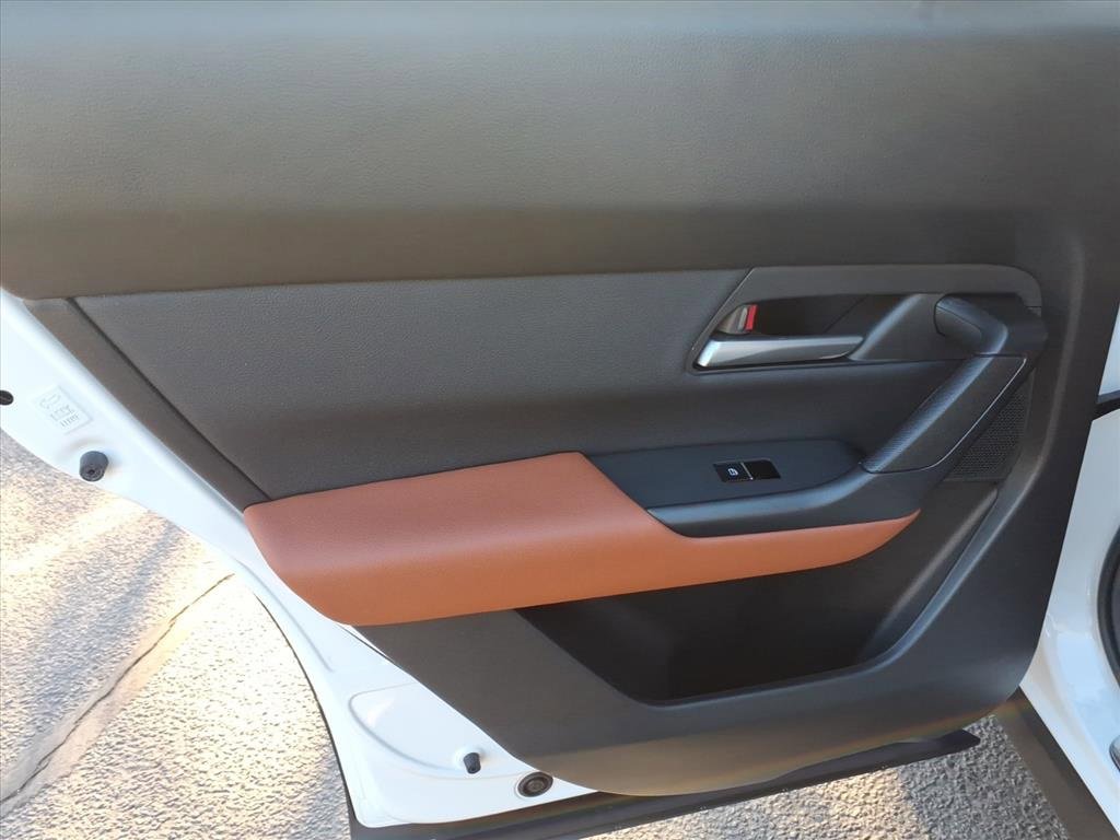 Used 2024 MAZDA CX-50 AWD 2.5 Turbo w/ Accent Package image 15