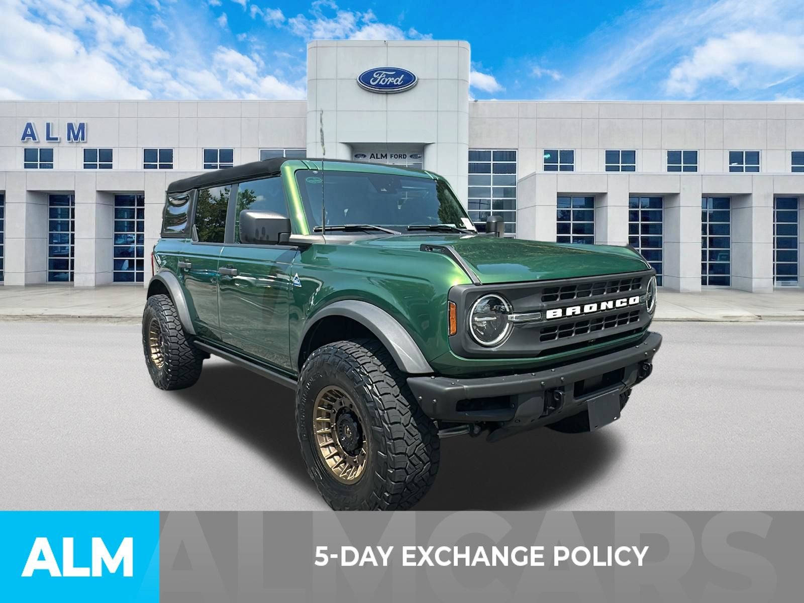 Certified 2023 Ford Bronco Black Diamond AWD/4WD image 3
