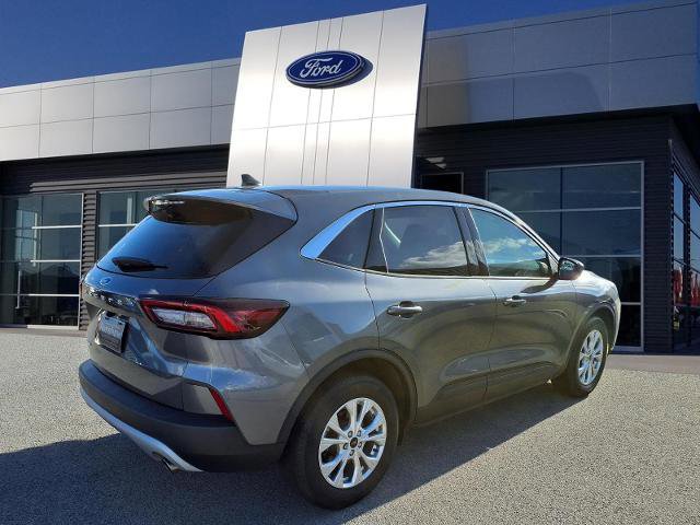 Certified 2023 Ford Escape Active image 3