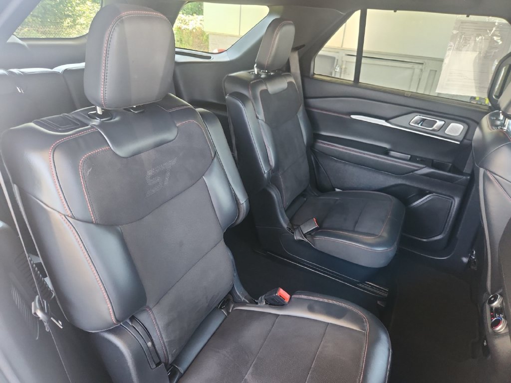 Certified 2025 Ford Explorer ST AWD/4WD image 22