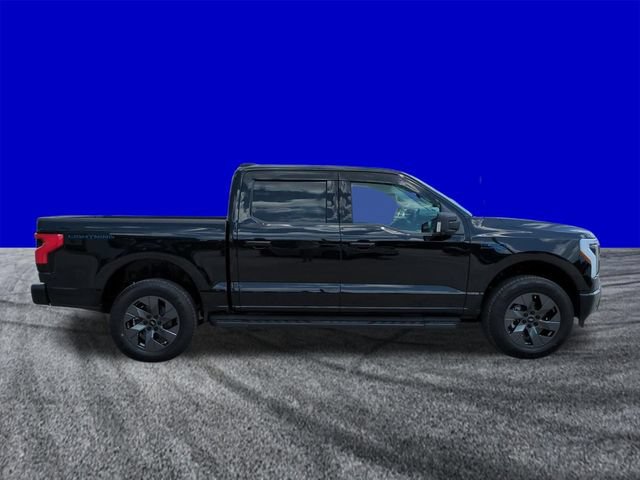 Certified 2025 Ford F150 Lightning Flash AWD/4WD image 3