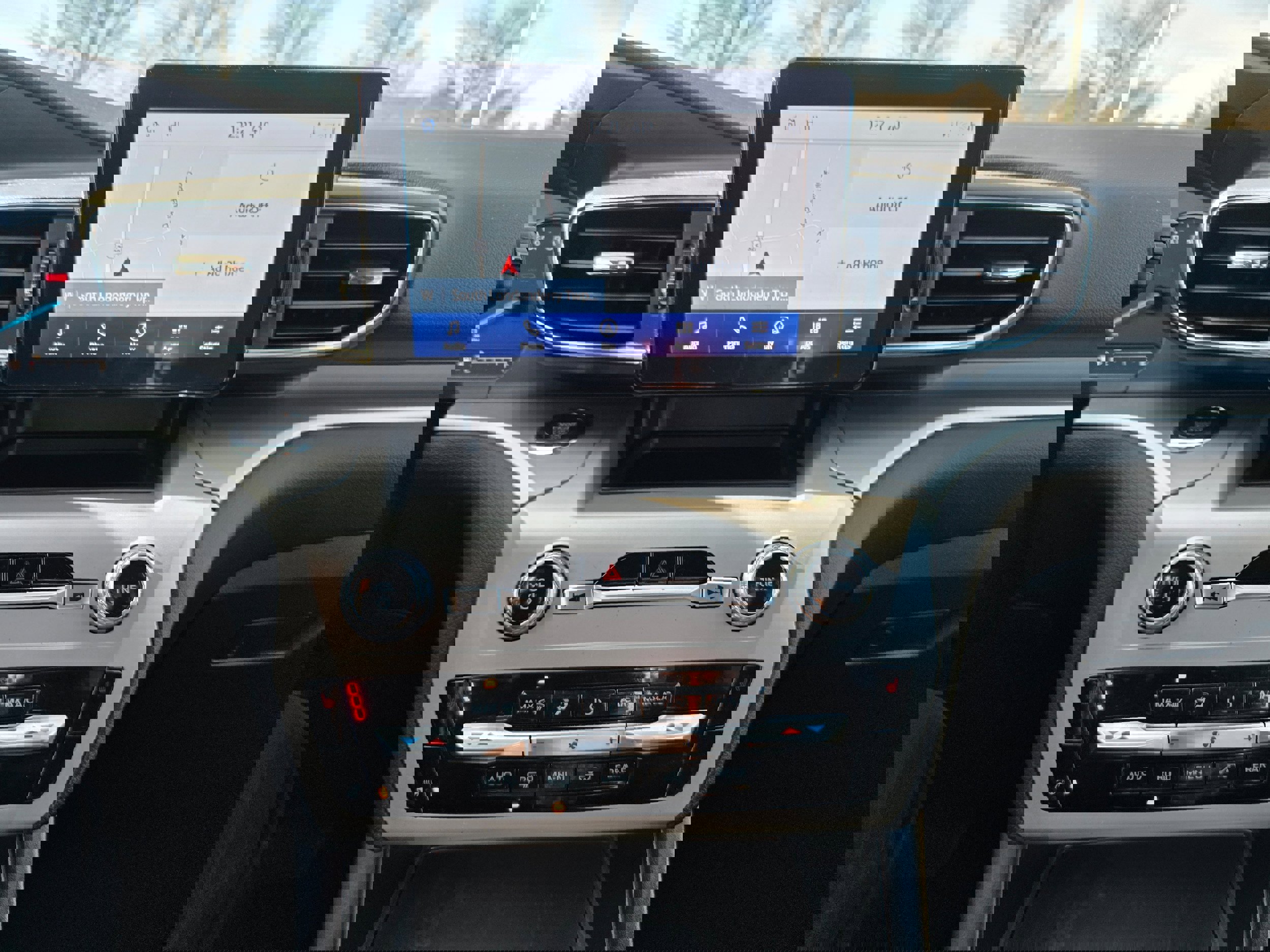 Certified 2022 Ford Explorer XLT w/ Equipment Group 202A image 12