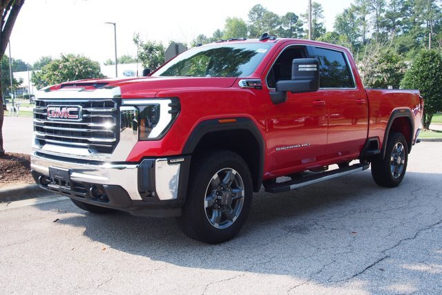 Used 2025 GMC Sierra 2500 SLE w/ Preferred Package AWD/4WD image 3