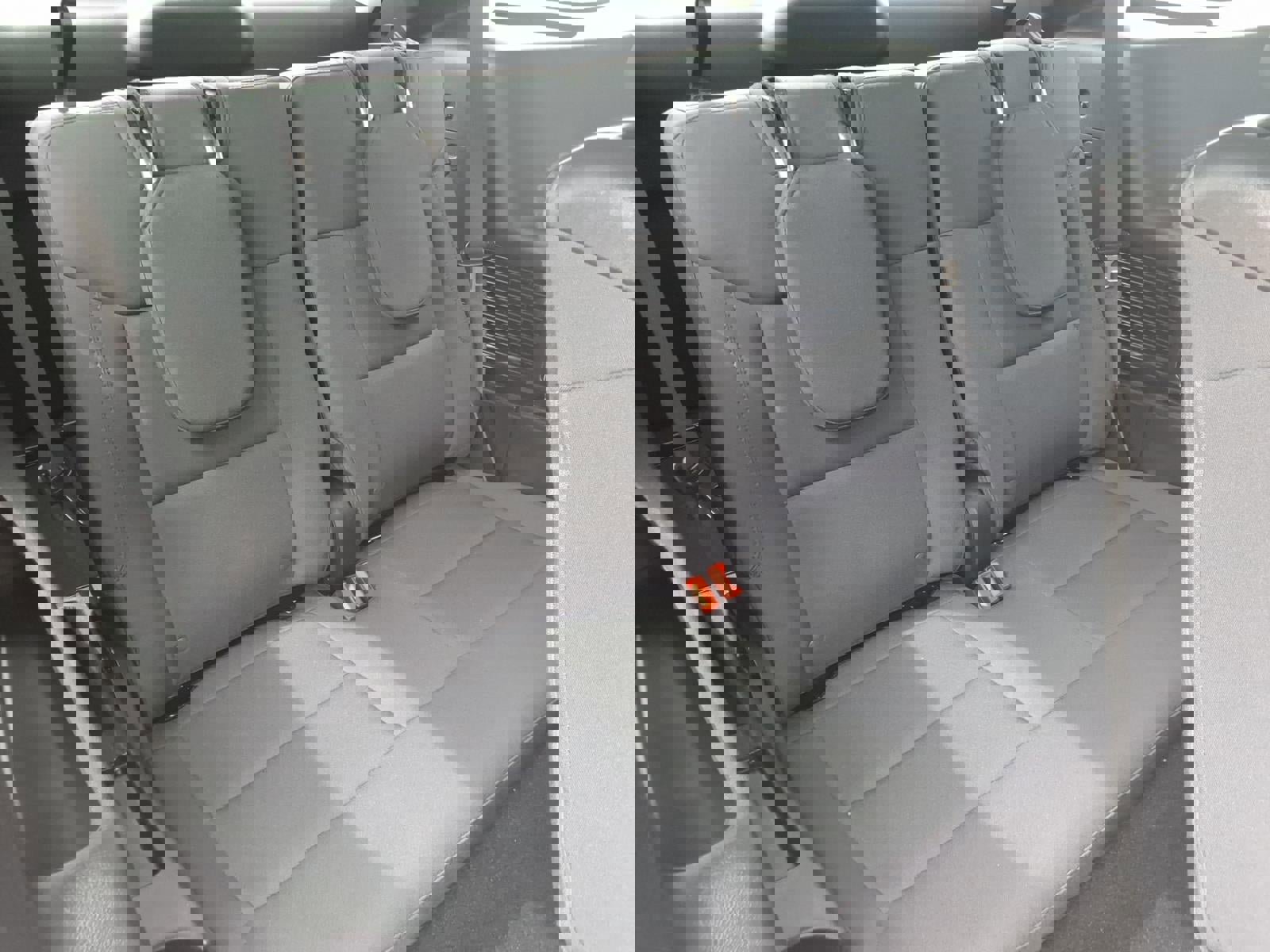 Certified 2025 Ford Explorer Active image 16