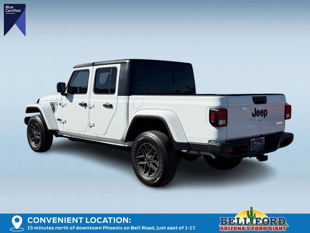 Used 2024 Jeep Gladiator Sport image 2