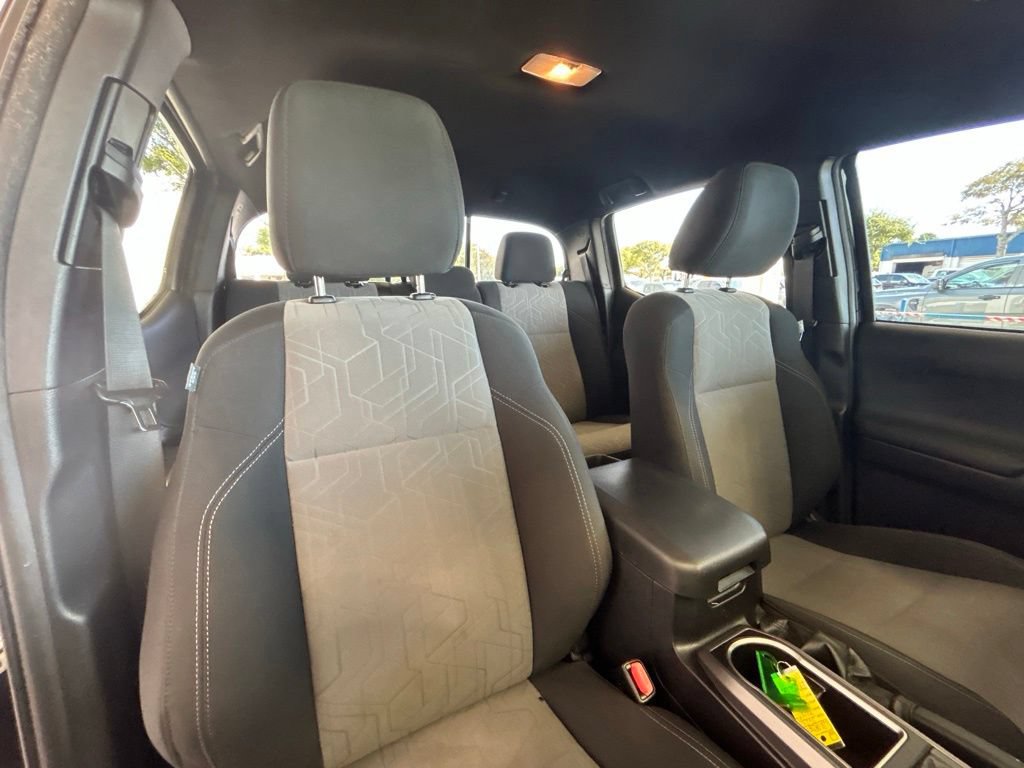 Used 2023 Toyota Tacoma TRD Off-Road w/ Technology Package RWD image 28