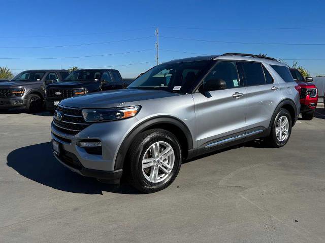 Certified 2022 Ford Explorer XLT w/ Equipment Group 202A image 1