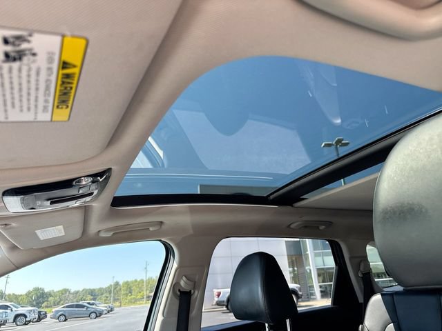 Used 2025 Kia Sorento S w/ Panoramic Sunroof Package FWD image 21