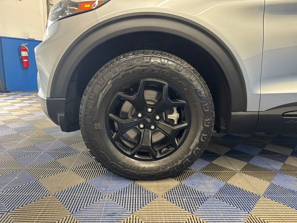 Certified 2022 Ford Explorer Timberline w/ Timberline Technology Package AWD/4WD image 30