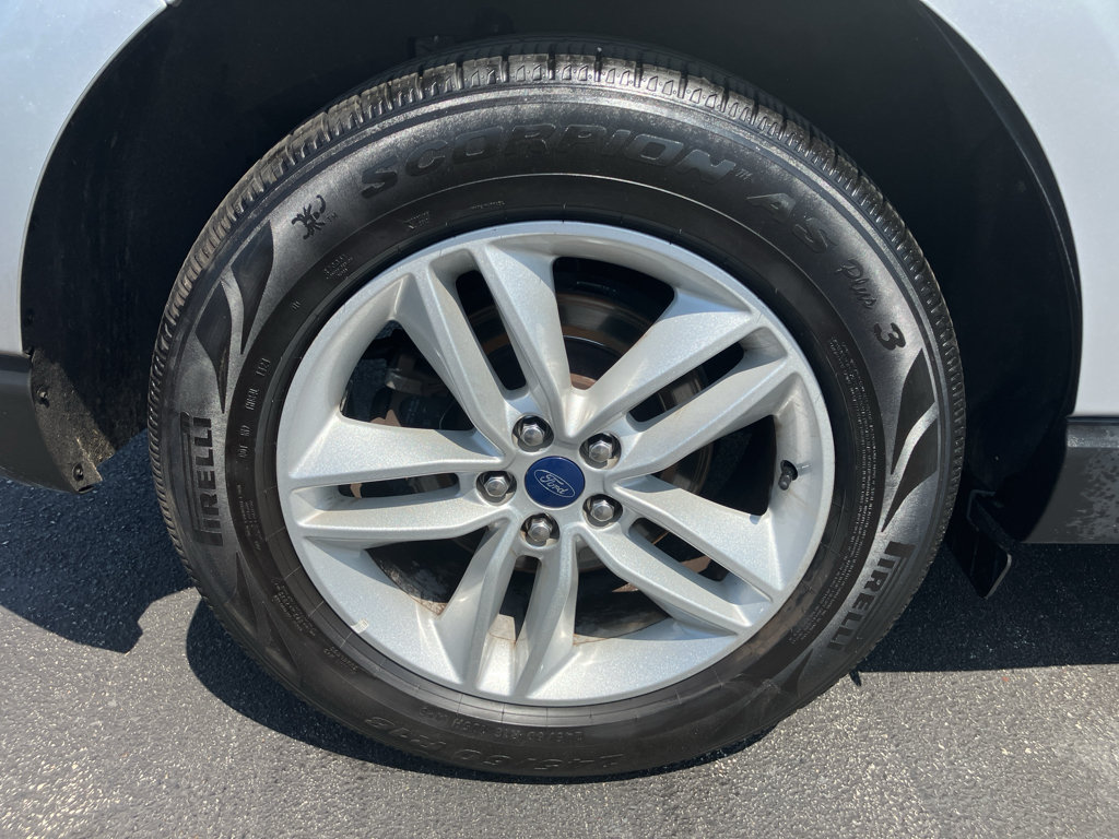 Certified 2018 Ford Edge SEL AWD/4WD image 8