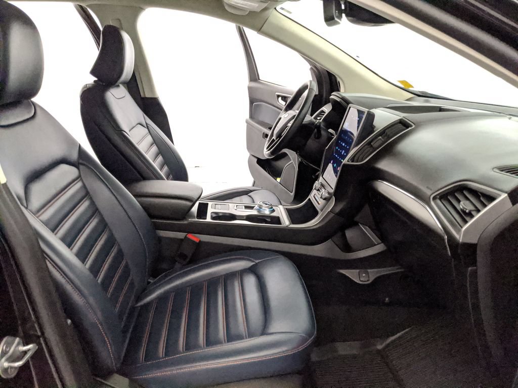 Certified 2022 Ford Edge SEL w/ Sport Appearance Package AWD/4WD image 20