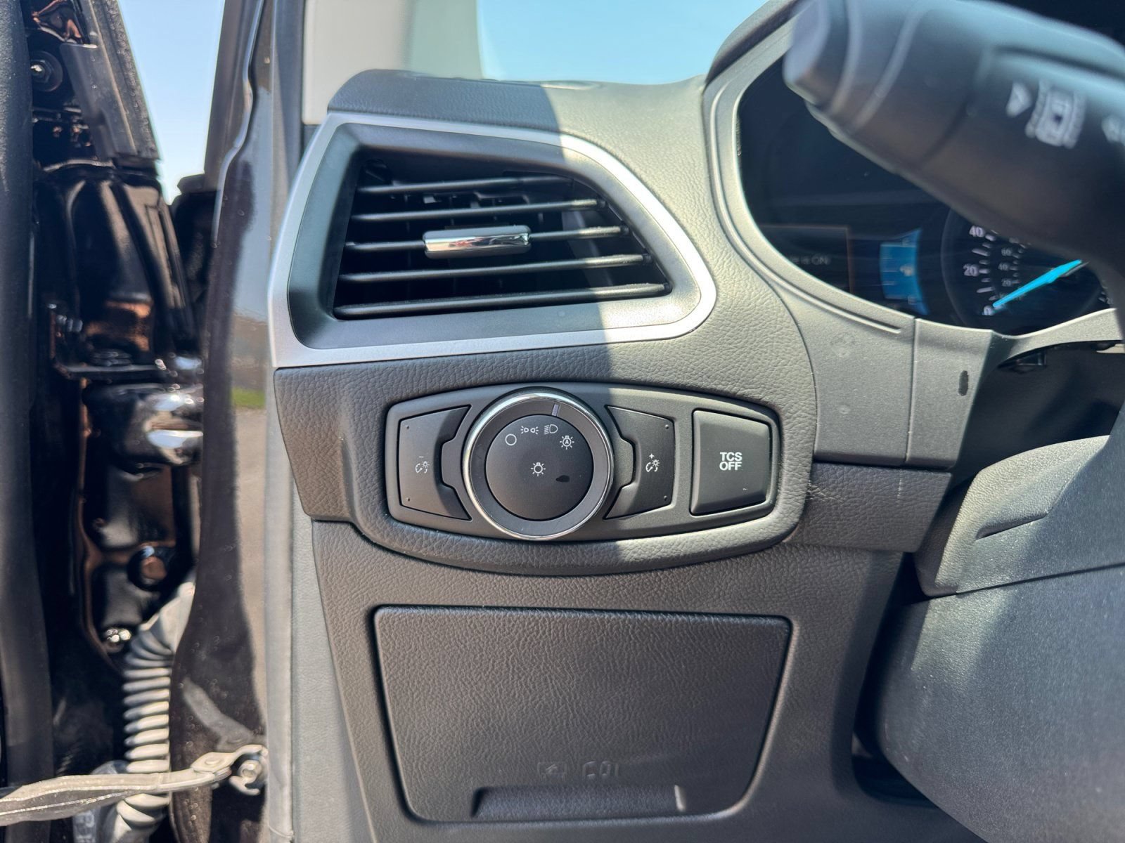 Certified 2023 Ford Edge SEL AWD/4WD image 19