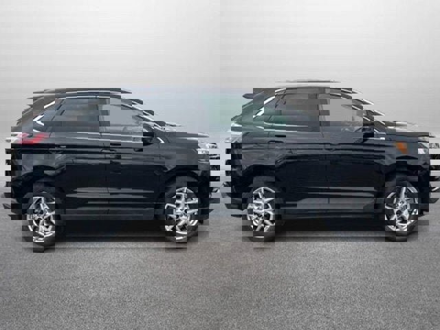 Certified 2024 Ford Edge SEL image 2