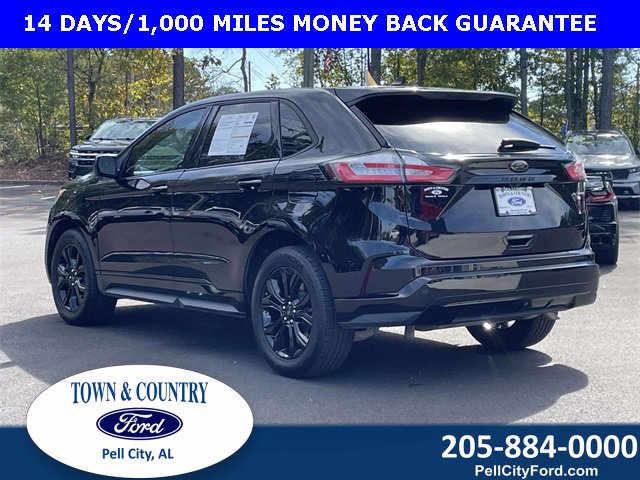 Certified 2024 Ford Edge SE w/ Black Appearance Package image 3