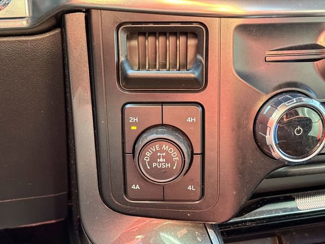 Certified 2023 Ford F150 Lariat w/ Equipment Group 502A High image 33