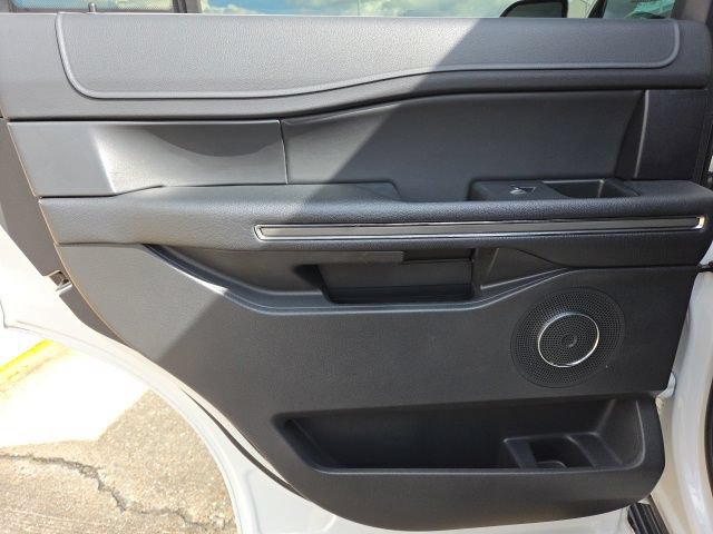 Certified 2024 Ford Expedition XLT RWD image 26