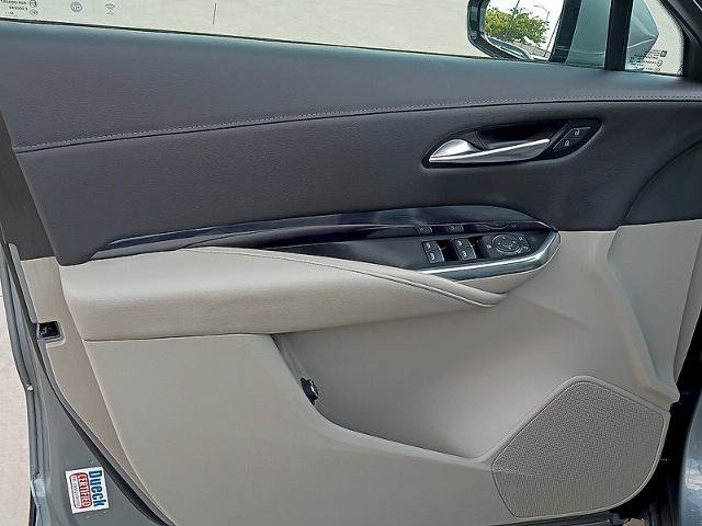 Used 2023 Cadillac XT4 Luxury w/ Driver Awareness Package FWD image 17