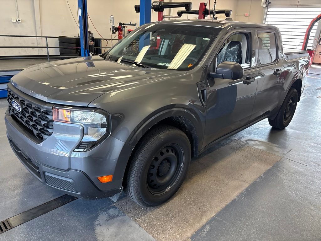Certified 2025 Ford Maverick XL FWD image 2
