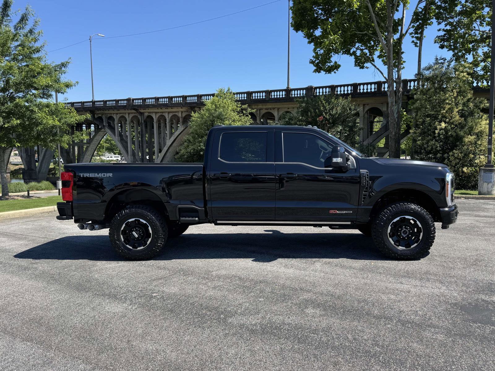 Certified 2026 Ford F250 Lariat w/ Tremor Off-Road Package AWD/4WD image 2