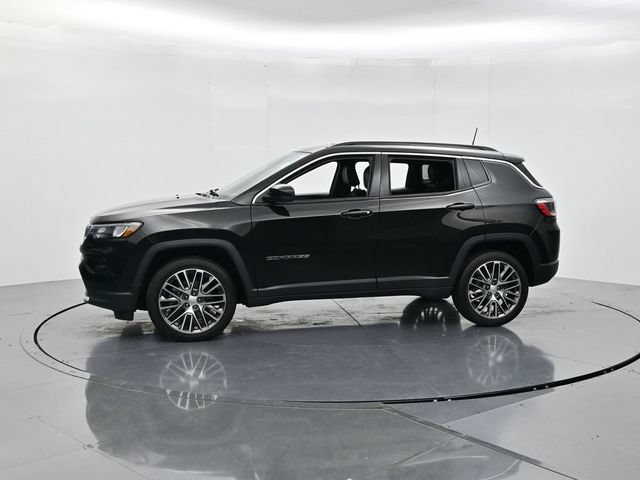Used 2023 Jeep Compass Limited w/ Elite Group AWD/4WD image 6