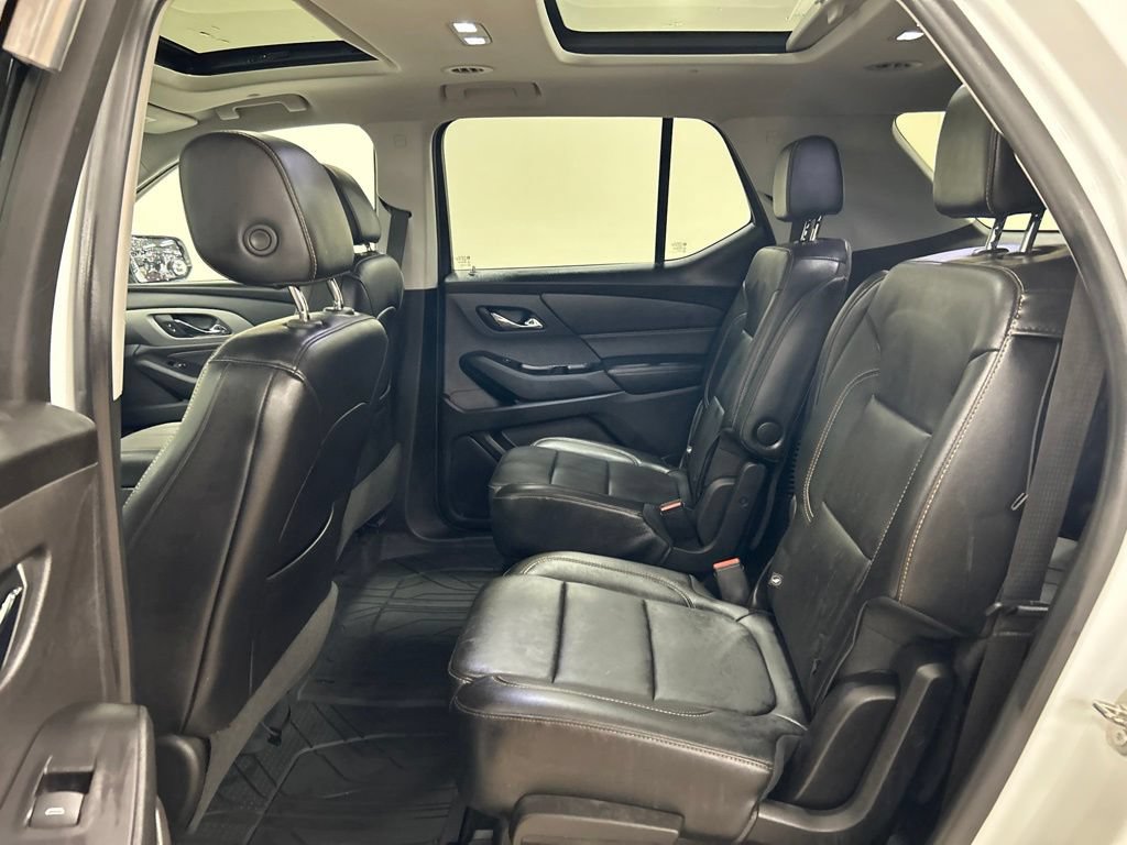 Used 2019 Chevrolet Traverse RS w/ LPO, Floor Liner Package AWD/4WD image 28