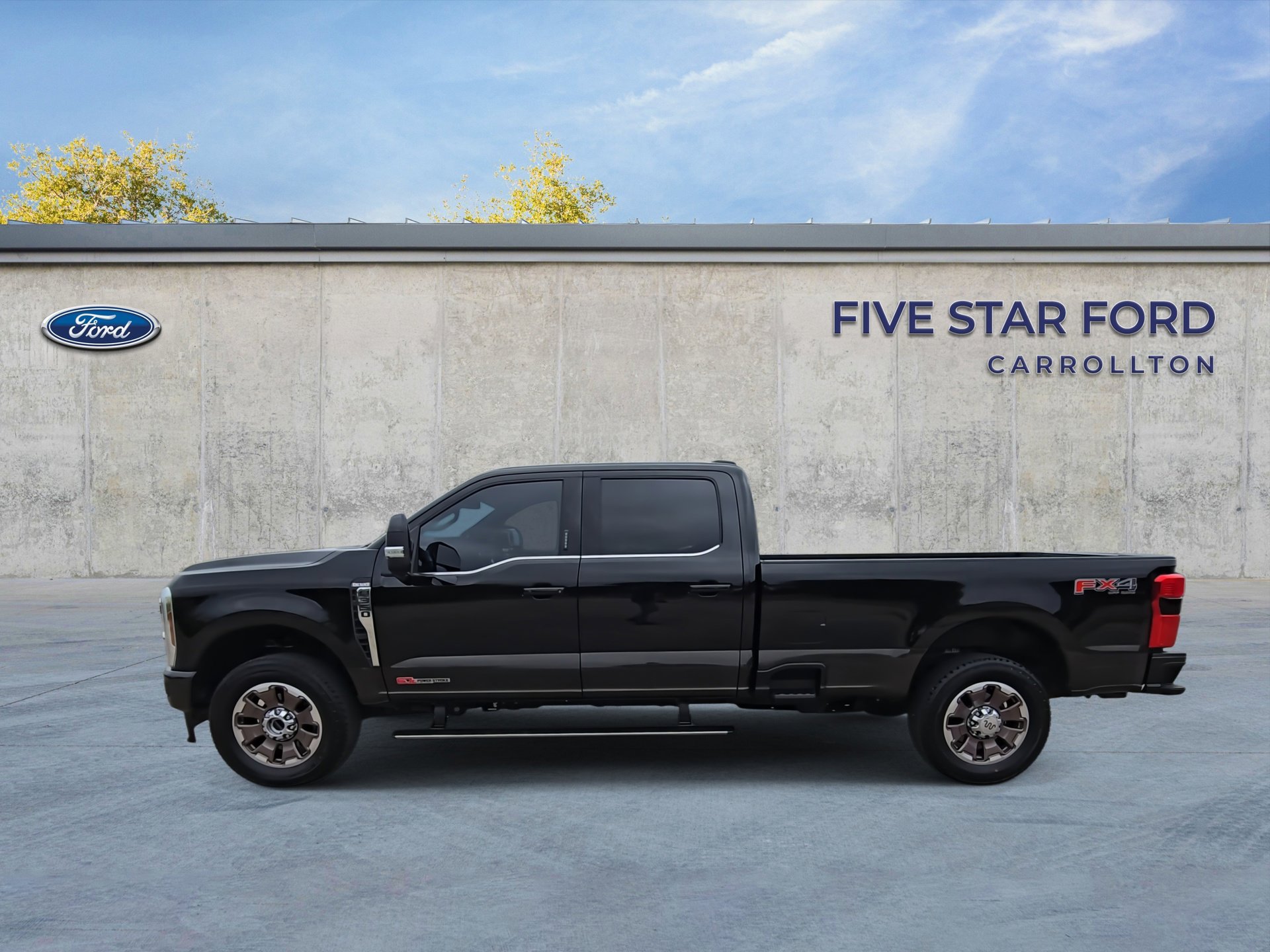 Certified 2024 Ford F350 King Ranch w/ FX4 Off-Road Package AWD/4WD image 5