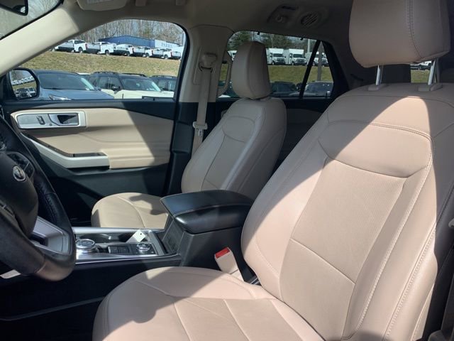 Certified 2023 Ford Explorer Limited image 24