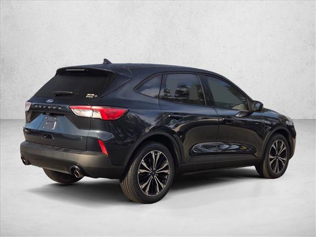Certified 2022 Ford Escape SE w/ SE Sport Appearance Package image 3